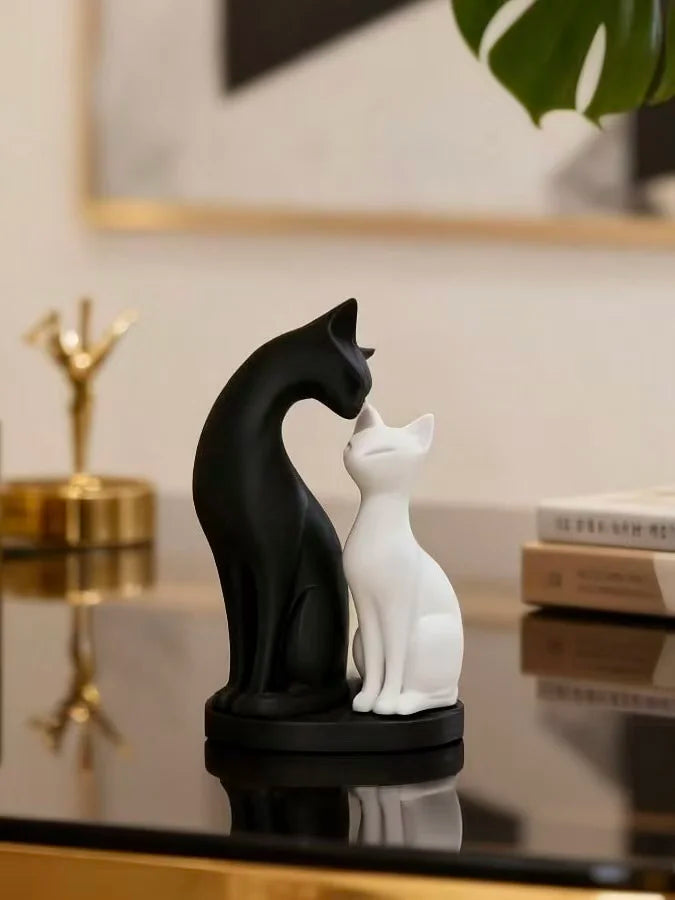 Abstract Cat Figurine Set