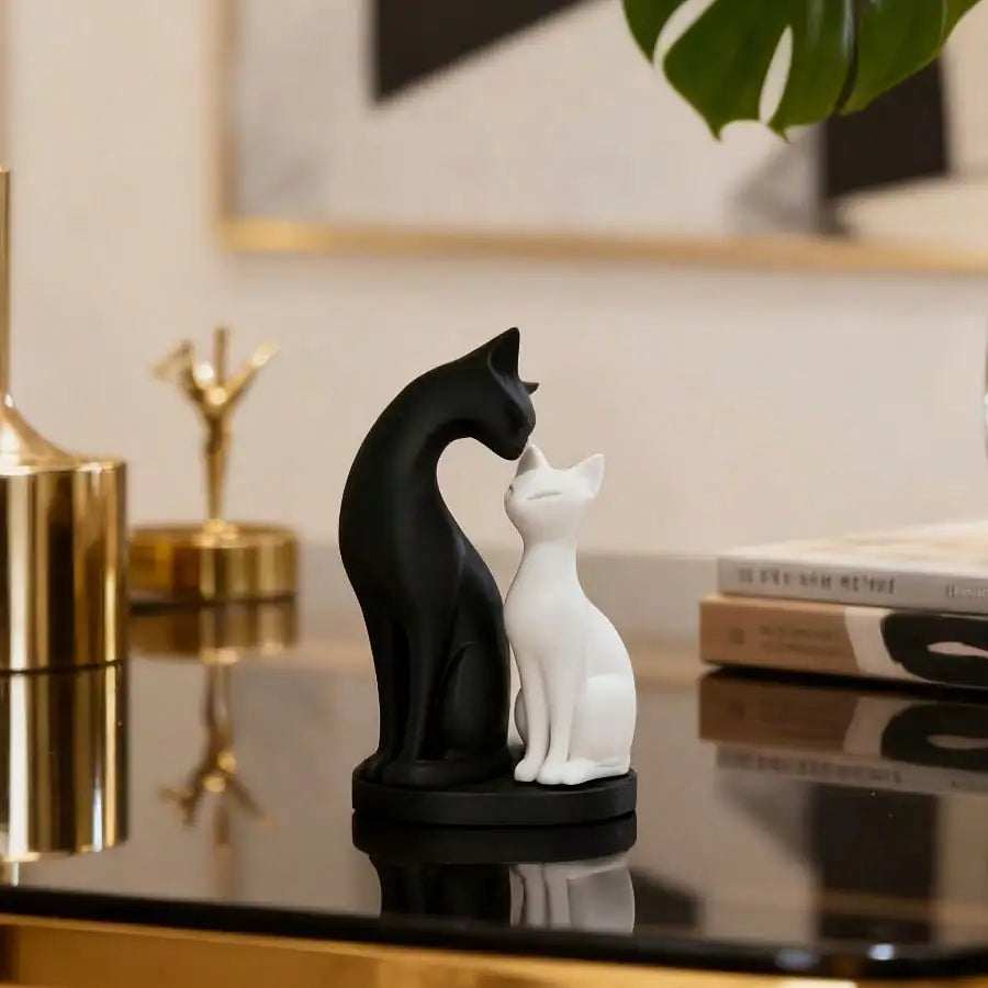 Abstract Cat Figurine Set
