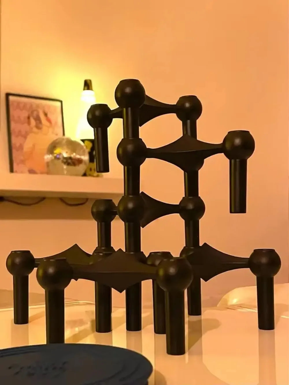 Molecular Metal Candle Holder