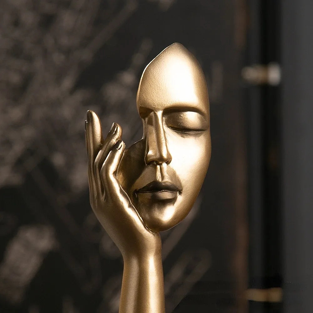 Abstract Face Statue