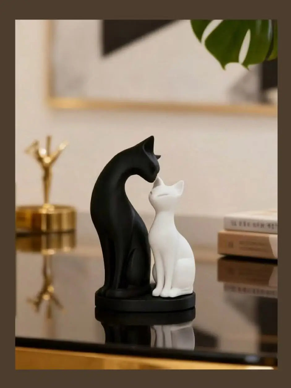 Abstract Cat Figurine Set