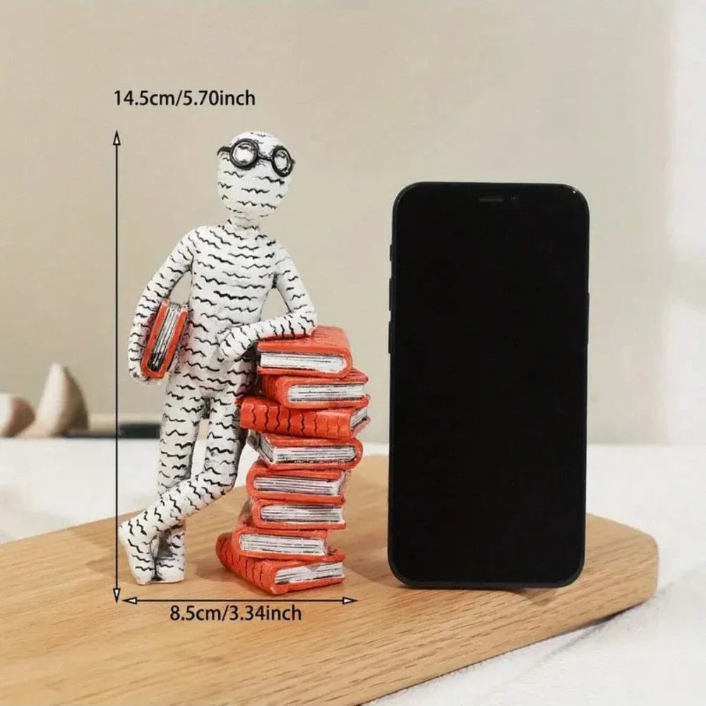 Minimalist Reader Statue