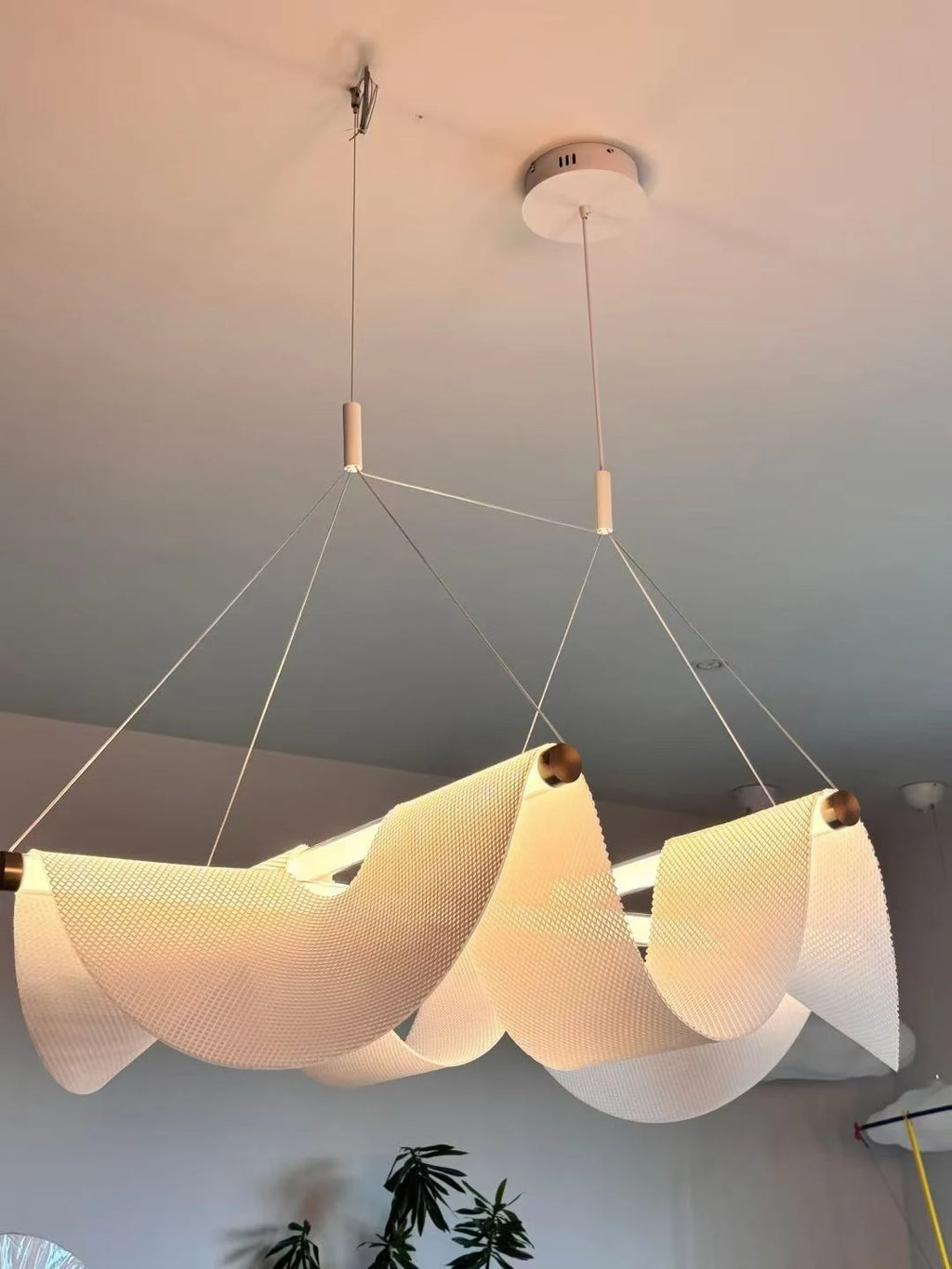 Wabi-Sabi Acrylic Pendant Chandelier